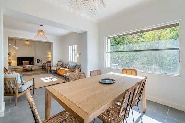 Deluxe Ev, Banyolu/Duşlu (Maison des Pins)