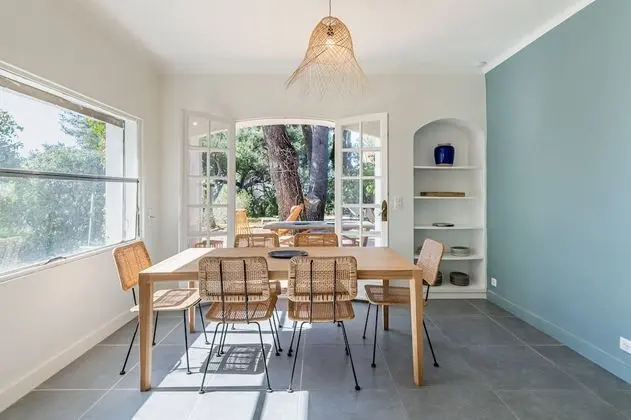Deluxe Ev, Banyolu/Duşlu (Maison des Pins)