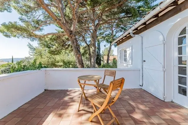 Deluxe Ev, Banyolu/Duşlu (Maison des Pins)