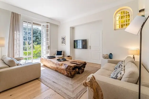 Ev, Banyolu/Duşlu (Domaine 7 chambres)