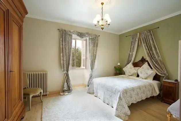 Tek Büyük Yataklı Oda, 1 Yatak Odası, Banyolu/Duşlu, Bahçe Manzaralı (Alesta)