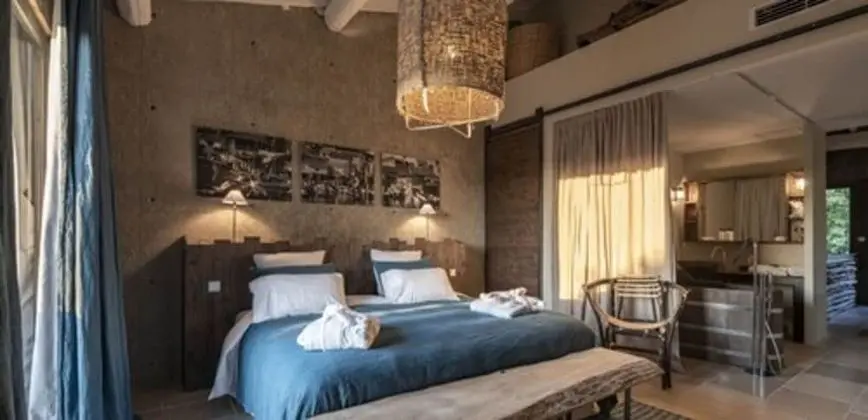 Deluxe Tek Büyük veya İki Ayrı Yataklı Oda