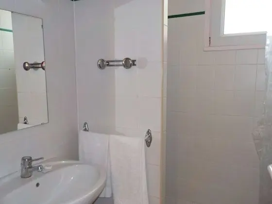 Economy Ortak Ranzalı Oda, 1 Yatak Odası