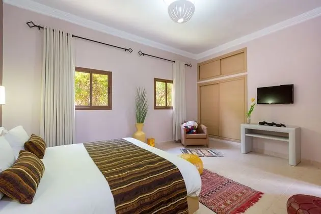 Villa, Birden Çok Yatak Odası (Villa de Maître + Bungalow)