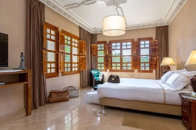 Villa, Birden Çok Yatak Odası (Villa de Maître + Bungalow)