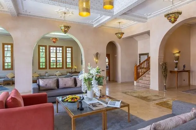 Villa, Birden Çok Yatak Odası (Villa de Maître + Bungalow)