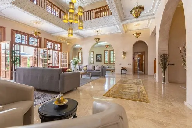 Villa, Birden Çok Yatak Odası (Villa de Maître + Bungalow)