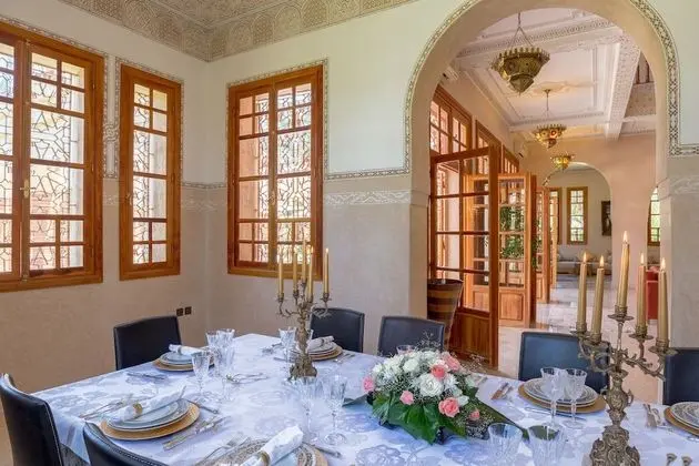 Villa, Birden Çok Yatak Odası (Villa de Maître + Bungalow)