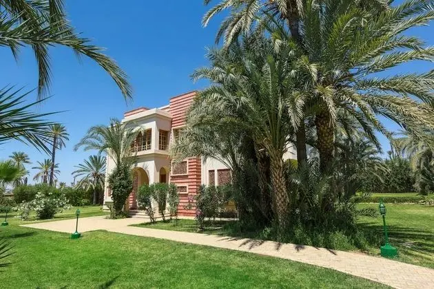 Villa, Birden Çok Yatak Odası (Villa de Maître + Bungalow)