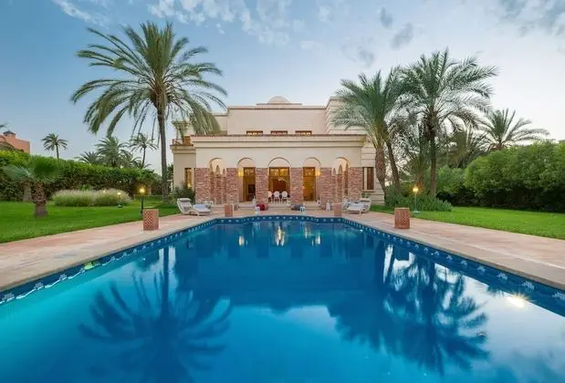 Villa, Birden Çok Yatak Odası (Villa de Maître + Bungalow)