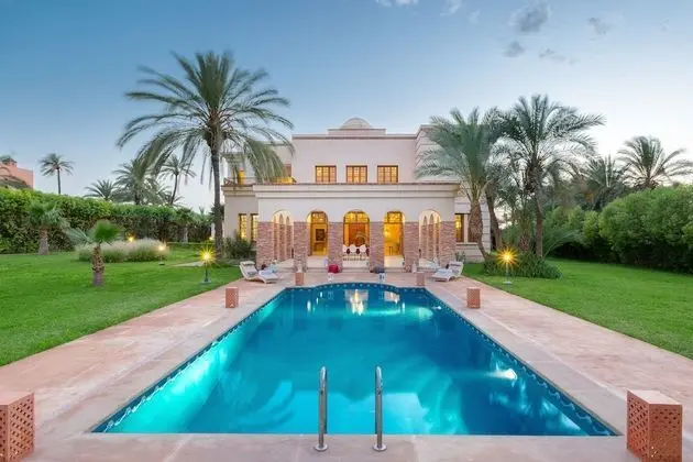 Villa, Birden Çok Yatak Odası (Villa de Maître + Bungalow)