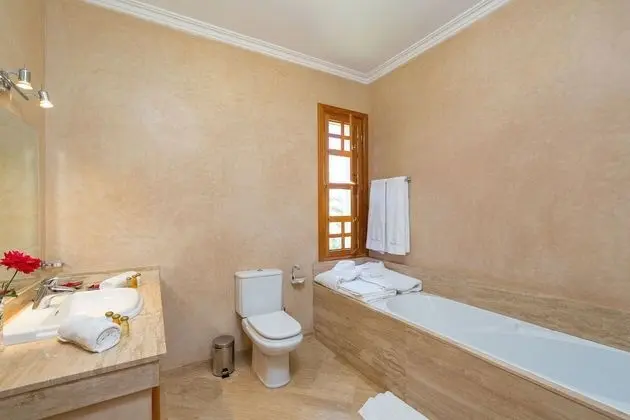 Villa, Birden Çok Yatak Odası (Villa de Maître + Bungalow)
