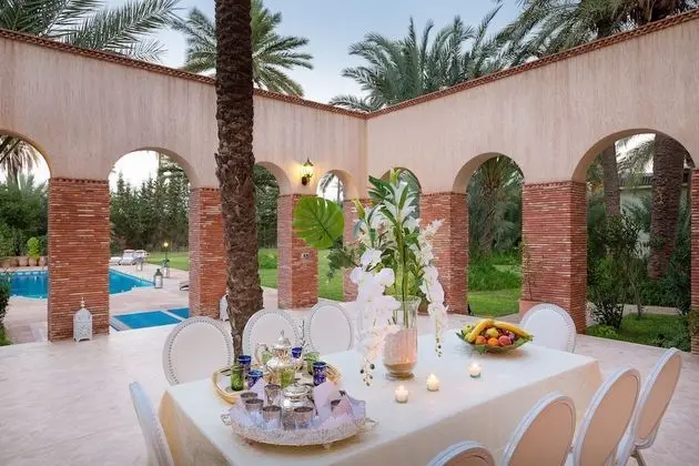 Villa, Birden Çok Yatak Odası (Villa de Maître + Bungalow)