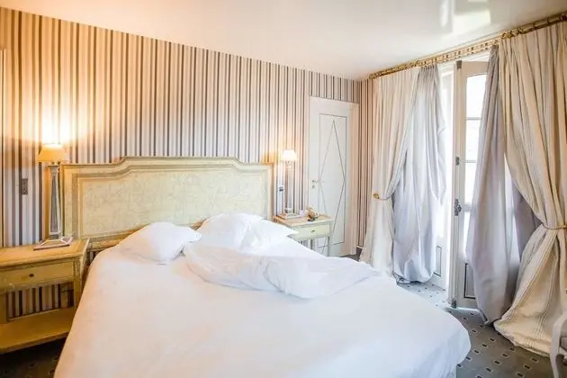 Comfort Tek Büyük veya İki Ayrı Yataklı Oda