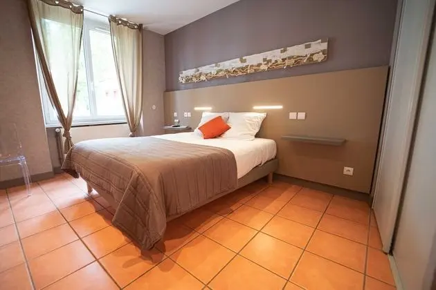 Tek Büyük Yataklı Oda, Engellilere Uygun (O'Bouchon)