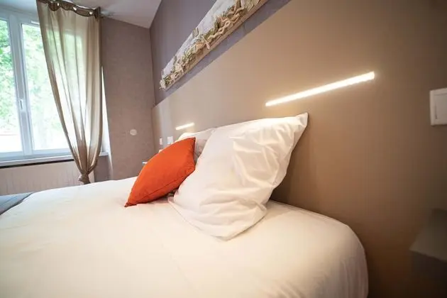 Tek Büyük Yataklı Oda, Engellilere Uygun (O'Bouchon)