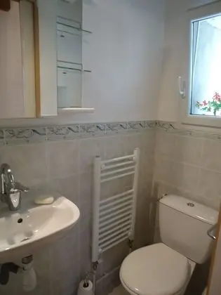 Traditional Tek Büyük Yataklı Oda
