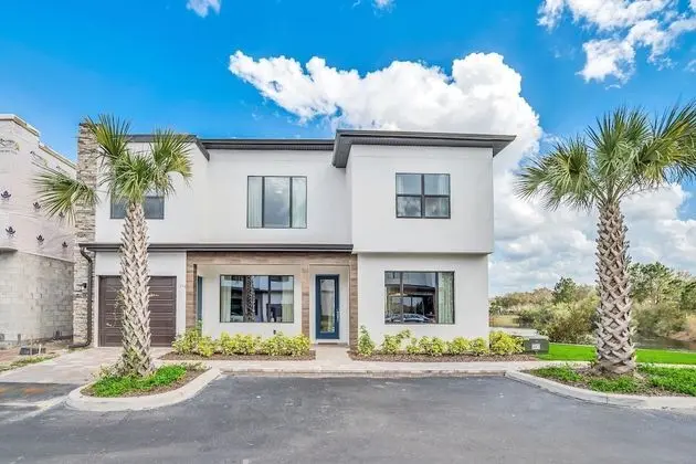 Villa Domani 5 bd Home with Pool (2018)