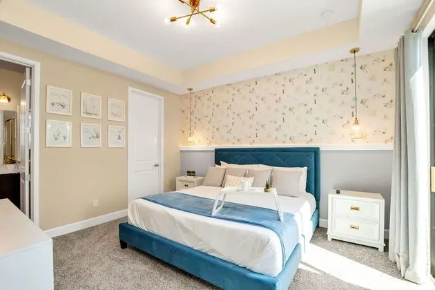 Villa Domani 5 bd Home with Pool (2018)