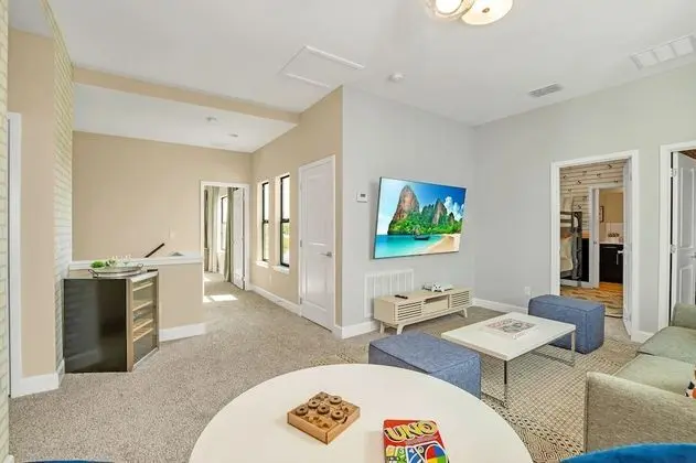 Villa Domani 5 bd Home with Pool (2018)