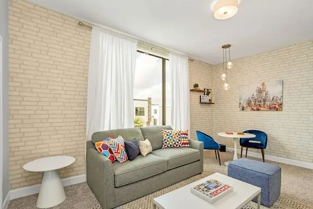 Villa Domani 5 bd Home with Pool (2018)