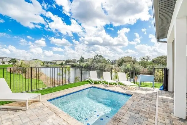 Villa Domani 5 bd Home with Pool (2018)