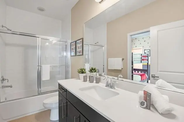 Villa Domani 5 bd Home with Pool (2018)