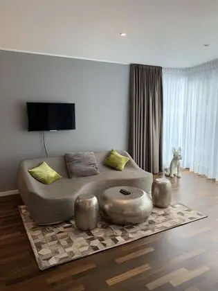 Business Stüdyo, 1 En Büyük (King) Boy Yatak, Sigara İçilmez, Balkon