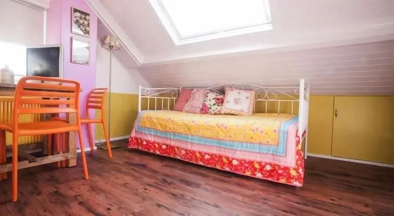 Tek Büyük Yataklı Oda