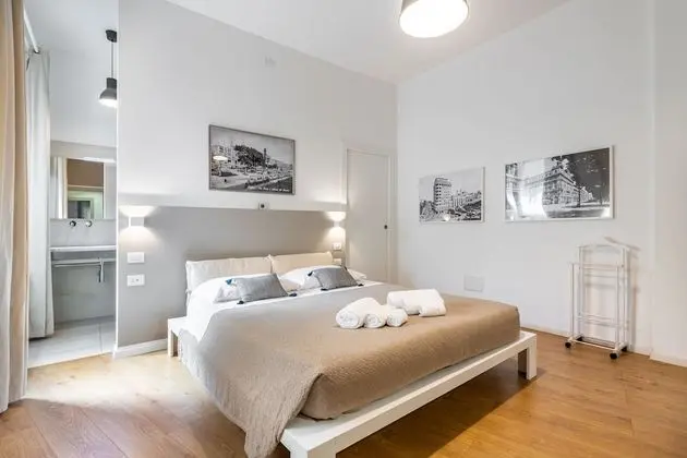 Premium Tek Büyük Yataklı Oda, Banyolu/Duşlu, Avlu Manzaralı