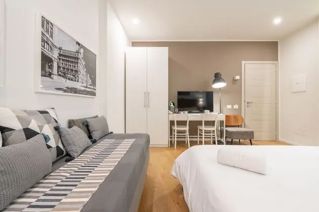 Premium Tek Büyük Yataklı Oda, Banyolu/Duşlu, Avlu Manzaralı