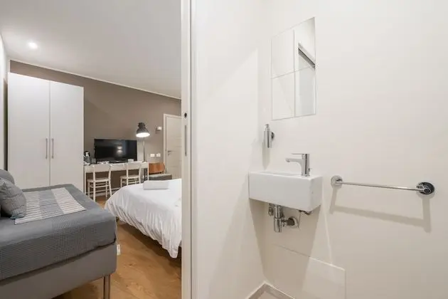 Premium Tek Büyük Yataklı Oda, Banyolu/Duşlu, Avlu Manzaralı