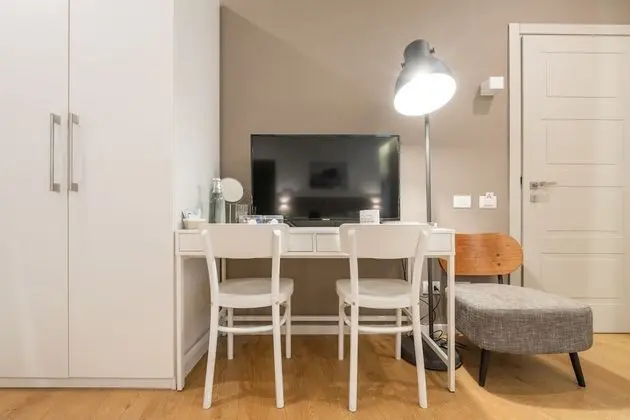 Premium Tek Büyük Yataklı Oda, Banyolu/Duşlu, Avlu Manzaralı