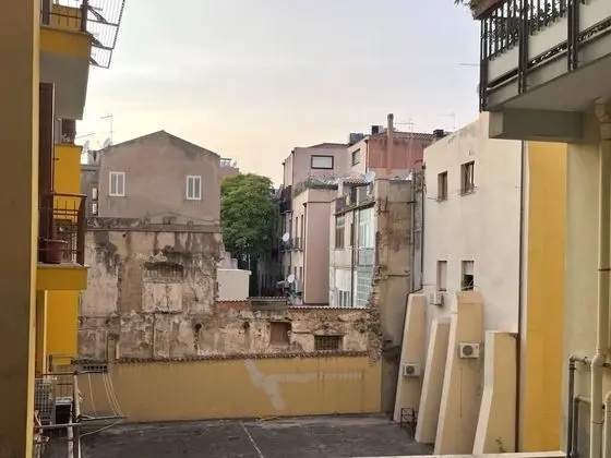 Premium Tek Büyük Yataklı Oda, Banyolu/Duşlu, Avlu Manzaralı