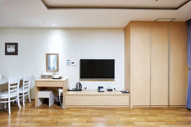 Family Oda (Deluxe A: No Breakfast on Mon & Tue)