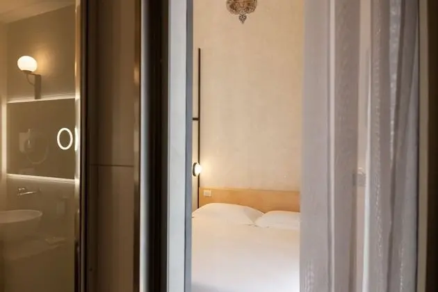 Design Tek Büyük Yataklı Oda