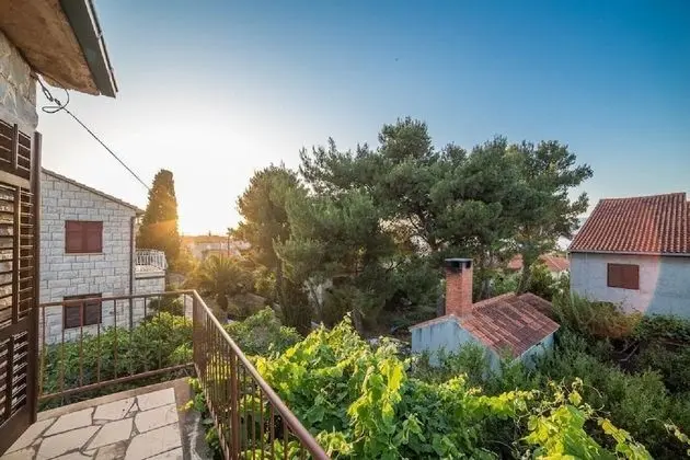 Apart Daire (DomeD - close to the sea & comfortabl)