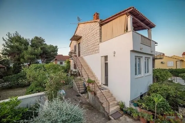 Apart Daire (DomeD - close to the sea & comfortabl)