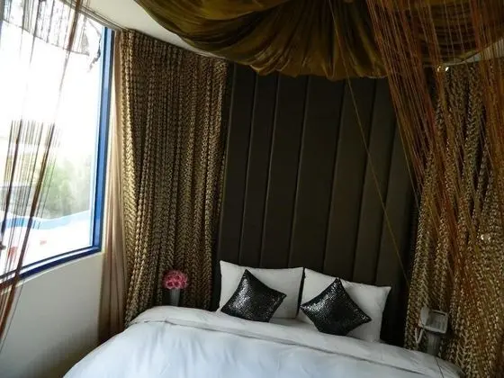 Deluxe Tek Büyük Yataklı Oda, Balkon, Okyanus Manzaralı