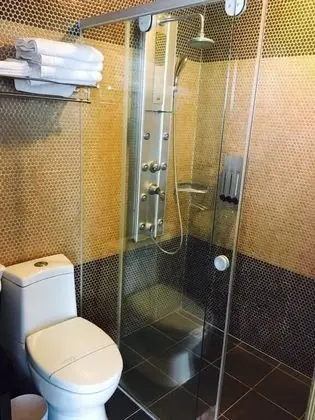 Deluxe Tek Büyük Yataklı Oda, Balkon, Okyanus Manzaralı