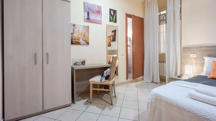 Basic Üç Kişilik Oda