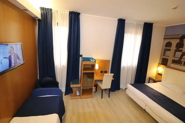 Superior Üç Kişilik Oda