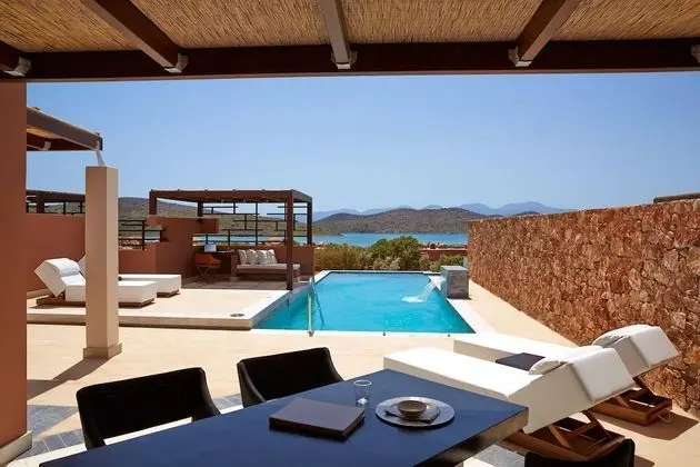 Domes Luxury Residences four bedrooms with private pool/SV