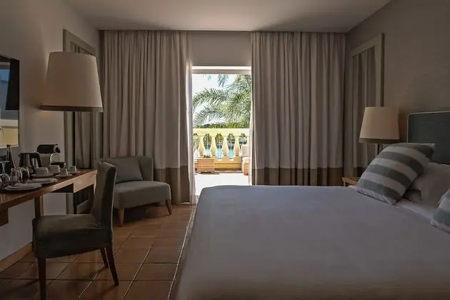 Tropical Retreat Double