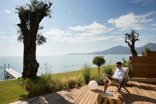Pavilion Suite Waterfront with Private Pool (ONBT)