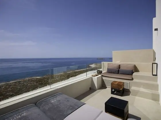 Superior Suite Private Chill Out Pool & Sunset Sea View
