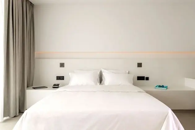 White Coast Suite Private Pool & Sunset Sea View