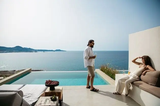 White Coast Suite Private Pool & Sunset Sea View
