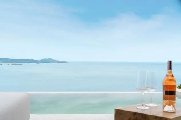 White Coast Suite Private Pool & Sunset Sea View