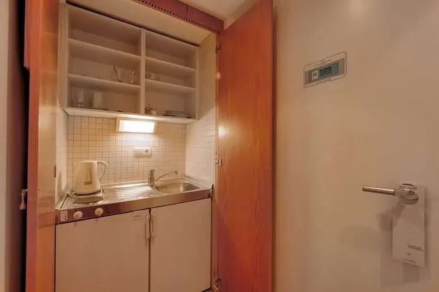Apart Daire, 2 Tek Kişilik Yatak